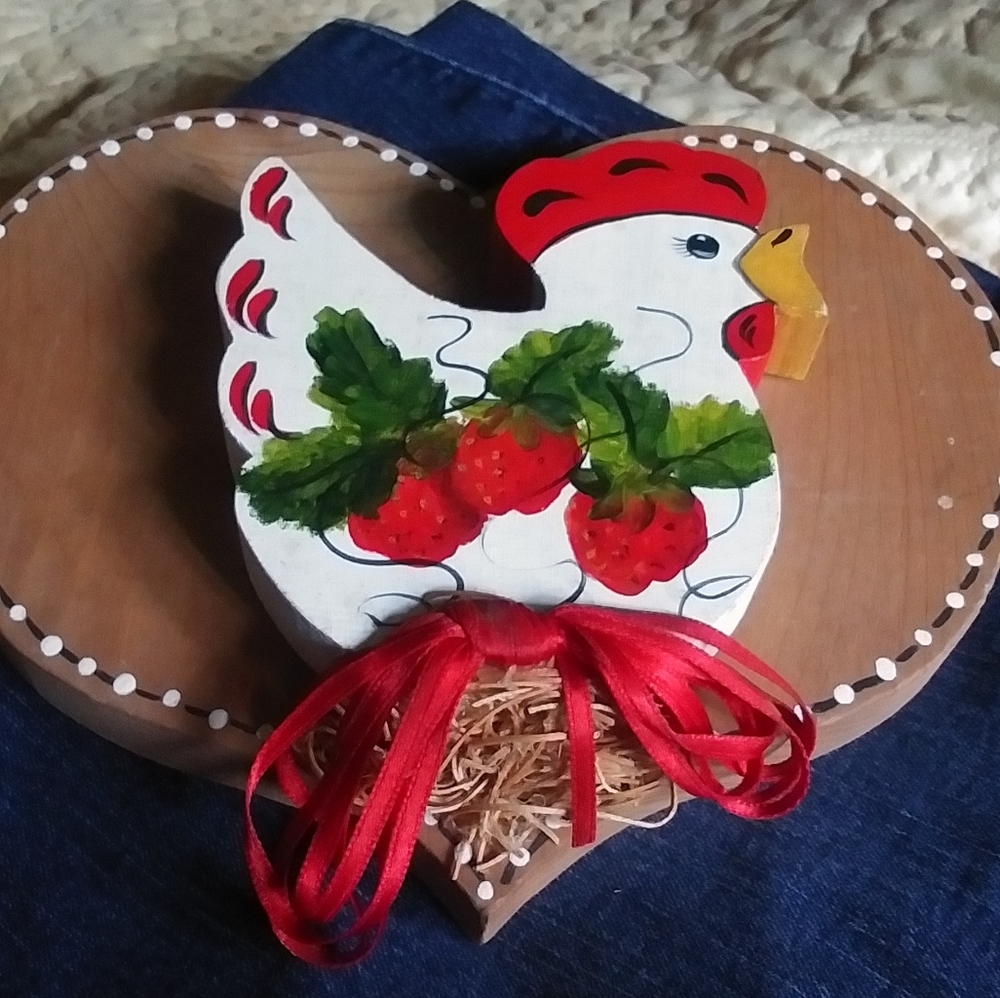 VINTAGE FOLK ART